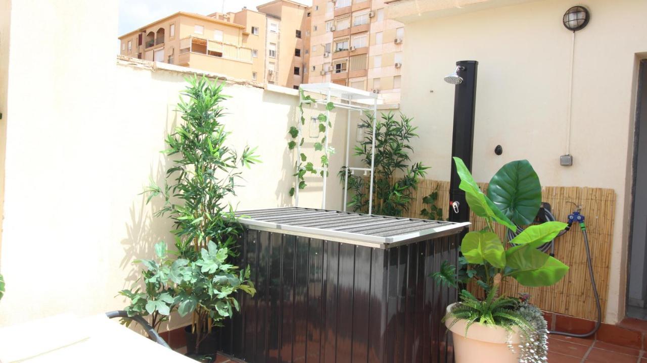 Del Parque Flats Atico Capuchinos Apartment Малага Екстериор снимка
